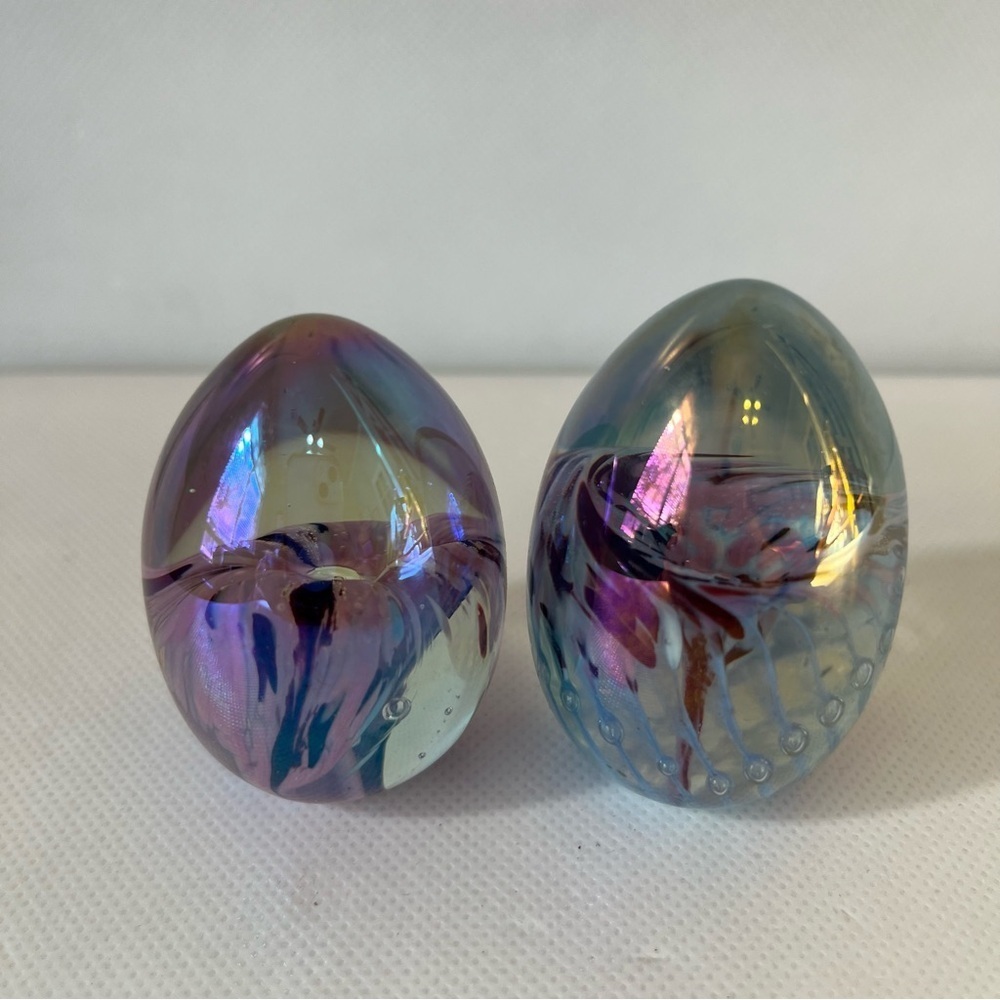 Vintage MSH Mt. Saint Helens Ash Egg Art Glass Paperweight Set of 2